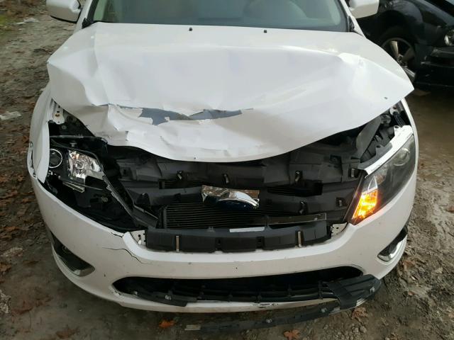 3FAHP0JA0BR142959 - 2011 FORD FUSION SEL WHITE photo 9