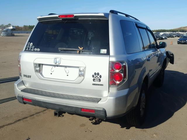 5FNYF18258B040309 - 2008 HONDA PILOT VP SILVER photo 4