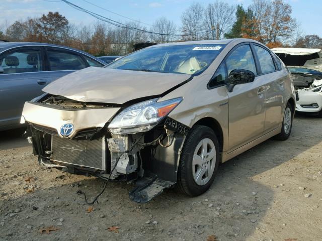 JTDKN3DUXB0261759 - 2011 TOYOTA PRIUS GOLD photo 2