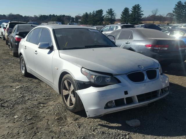 WBANF73567CU23630 - 2007 BMW 530 XI SILVER photo 1