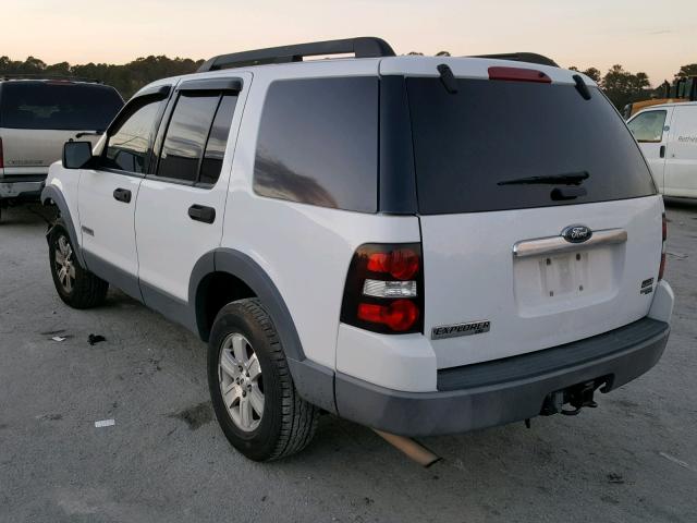 1FMEU63E86UA65941 - 2006 FORD EXPLORER X WHITE photo 3