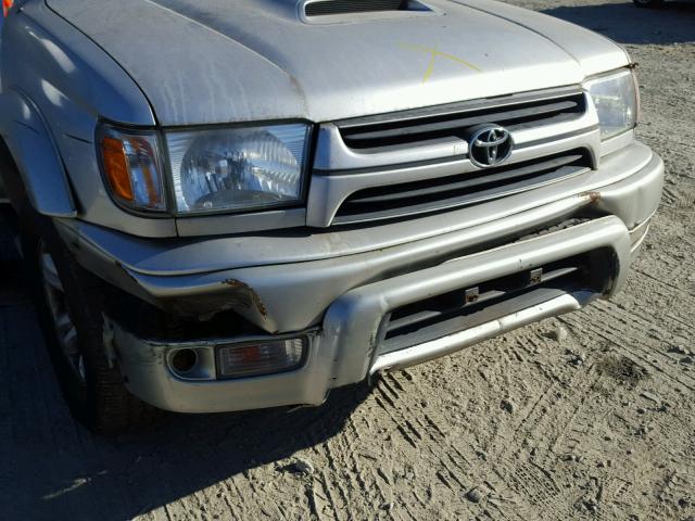 JT3HN86R510330280 - 2001 TOYOTA 4RUNNER SR SILVER photo 9