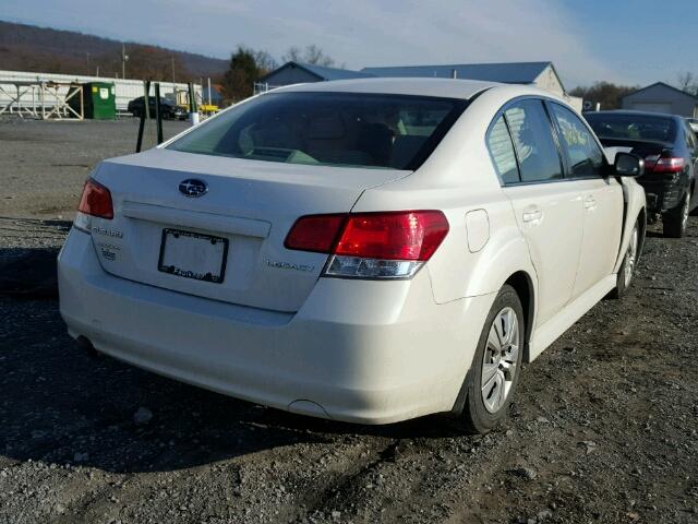 4S3BMAA66D1014295 - 2013 SUBARU LEGACY 2.5 WHITE photo 4