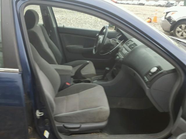 1HGCM56414A161273 - 2004 HONDA ACCORD LX BLUE photo 5