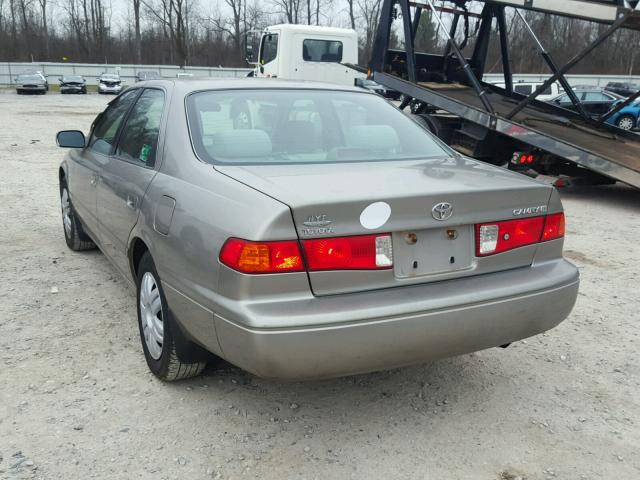 JT2BG22K5Y0474268 - 2000 TOYOTA CAMRY CE TAN photo 3