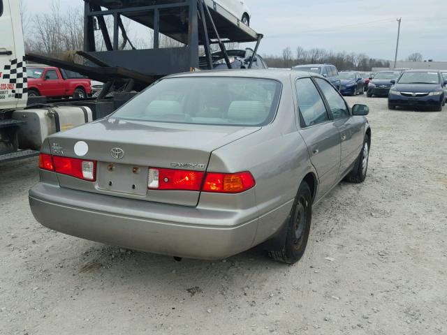 JT2BG22K5Y0474268 - 2000 TOYOTA CAMRY CE TAN photo 4