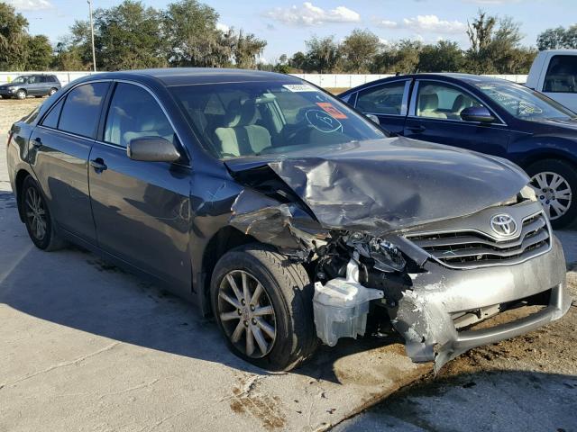 4T1BF3EK7AU111654 - 2010 TOYOTA CAMRY BASE GRAY photo 1