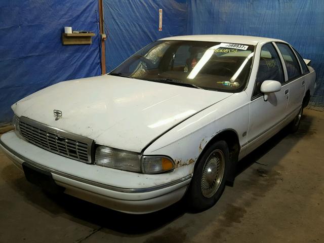 1G1BN53EXPR116481 - 1993 CHEVROLET CAPRICE CL WHITE photo 2