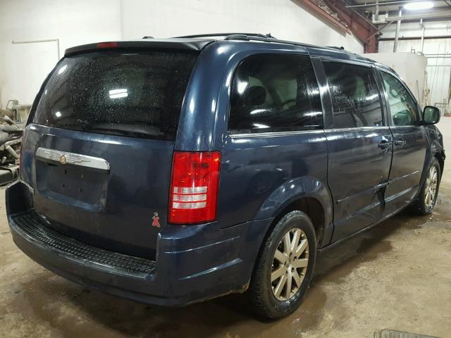 2A8HR54P28R134435 - 2008 CHRYSLER TOWN & COU BLUE photo 4