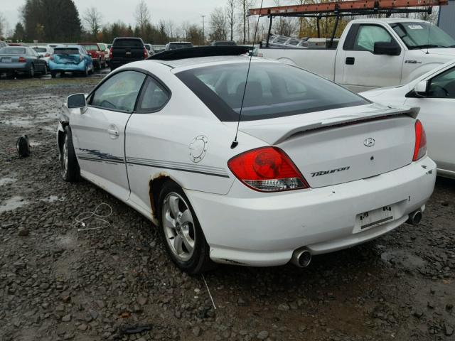 KMHHM65D85U154926 - 2005 HYUNDAI TIBURON WHITE photo 3