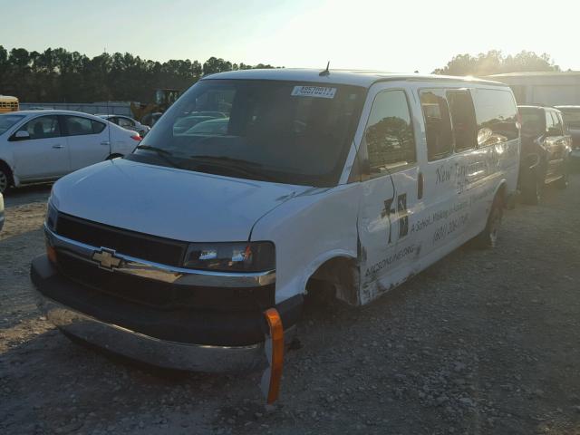 1GAZG1FG7F1227999 - 2015 CHEVROLET EXPRESS G3 WHITE photo 2