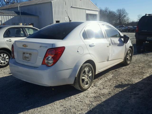 1G1JA5SH9C4140393 - 2012 CHEVROLET SONIC LS 白色 照片 4