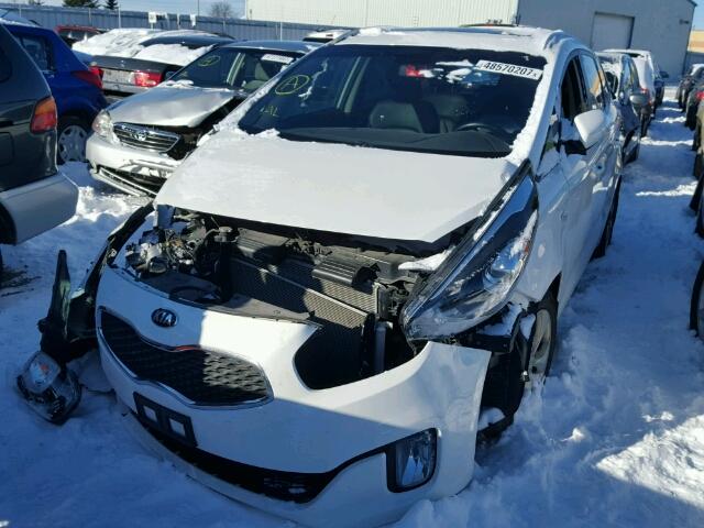 KNAHT8A34E7010849 - 2014 KIA RONDO WHITE photo 2