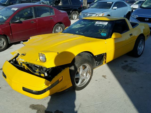 1G1YY22P1R5102224 - 1994 CHEVROLET CORVETTE YELLOW photo 2