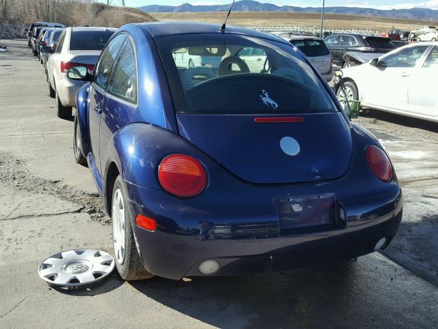 3VWCB21C72M433825 - 2002 VOLKSWAGEN NEW BEETLE BLUE photo 3