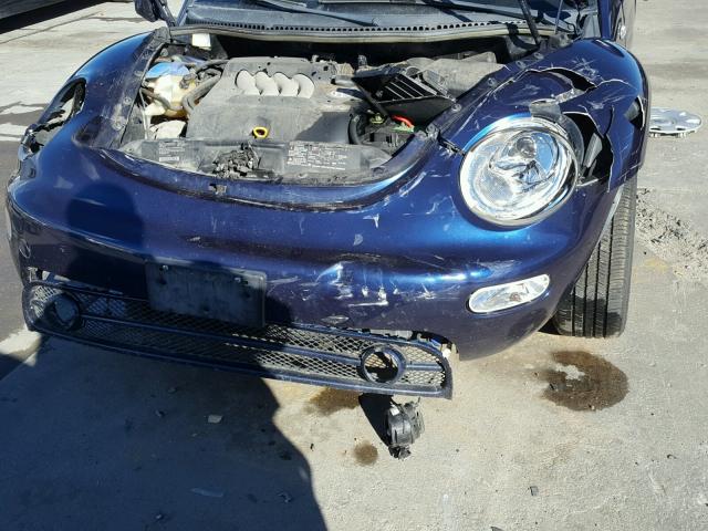3VWCB21C72M433825 - 2002 VOLKSWAGEN NEW BEETLE 蓝色 照片 7