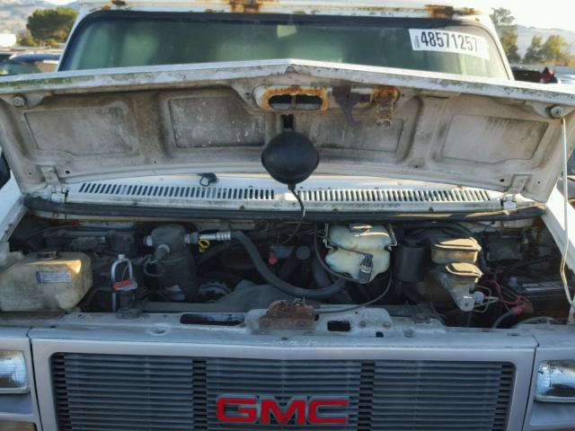 1GTGG35K7SF546218 - 1995 GMC VANDURA G3 WHITE photo 7