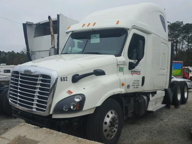 3AKJGLD68ESFY5979 - 2014 FREIGHTLINER CASCADIA 1 WHITE photo 2