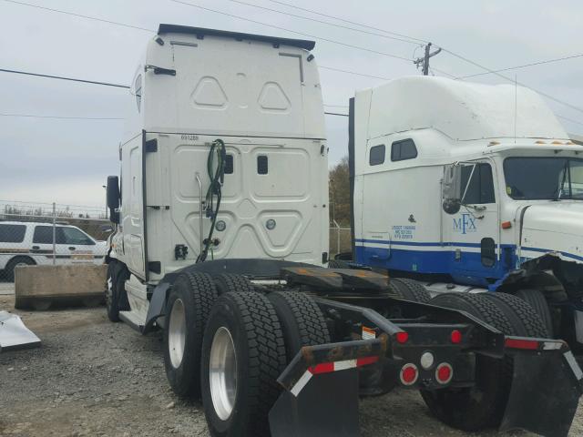 3AKJGLD68ESFY5979 - 2014 FREIGHTLINER CASCADIA 1 WHITE photo 3