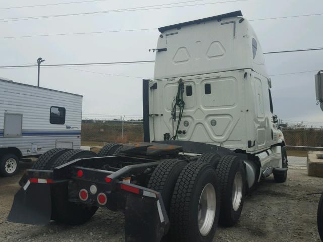 3AKJGLD68ESFY5979 - 2014 FREIGHTLINER CASCADIA 1 WHITE photo 4