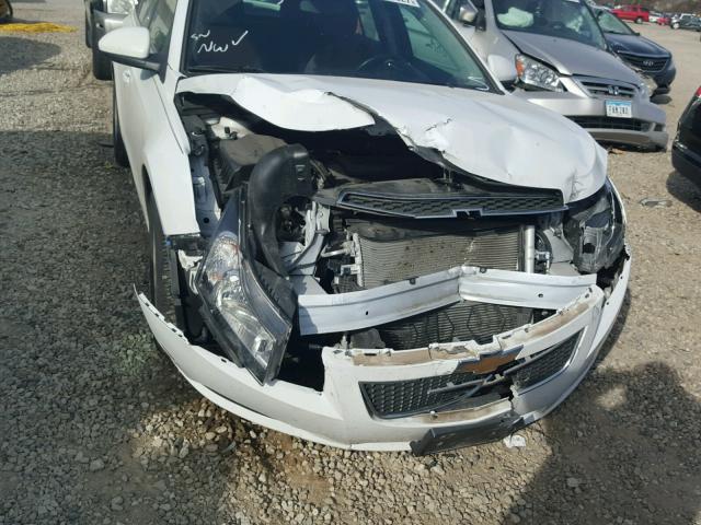 1G1PC5SB5E7161324 - 2014 CHEVROLET CRUZE LT WHITE photo 9