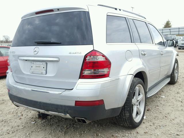 4JGBF86E69A457939 - 2009 MERCEDES-BENZ GL 550 4MA SILVER photo 4