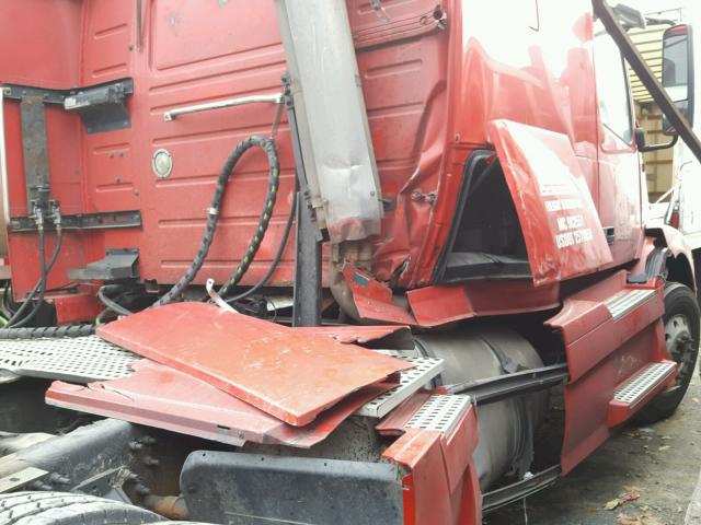 4V4NC9GH16N434506 - 2006 VOLVO VN VNL RED photo 9