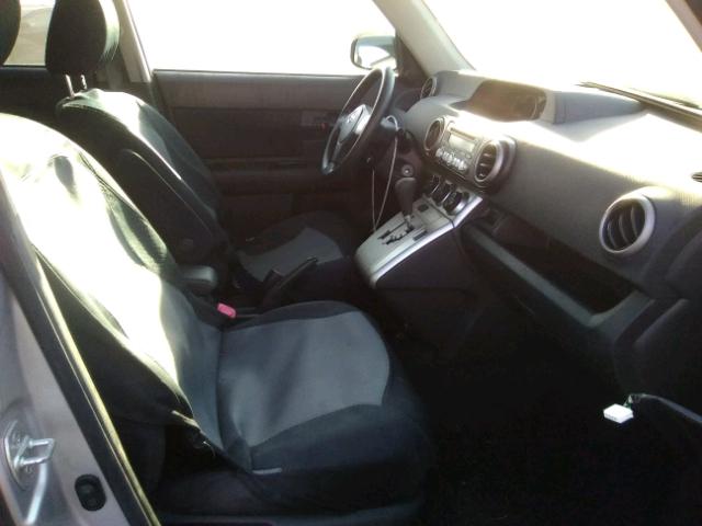 JTLKE50E381027626 - 2008 TOYOTA SCION XB 银色 照片 5