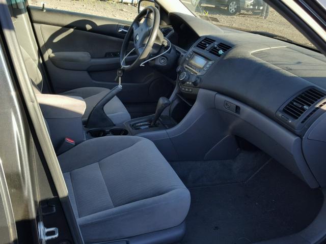 1HGCM564X5A154713 - 2005 HONDA ACCORD LX GRAY photo 5