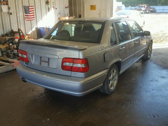 YV1LS5677W1543352 - 1998 VOLVO S70 GLT SILVER photo 4