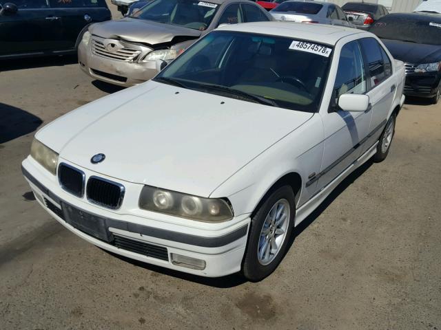 WBACD4323VAV53942 - 1997 BMW 328 I AUTO WHITE photo 2