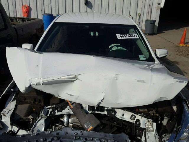 1G11C5SL0FF221323 - 2015 CHEVROLET MALIBU 1LT თეთრი ფოტო 7