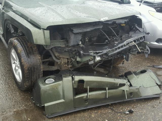 1J8HG48N97C550515 - 2007 JEEP COMMANDER GREEN photo 9