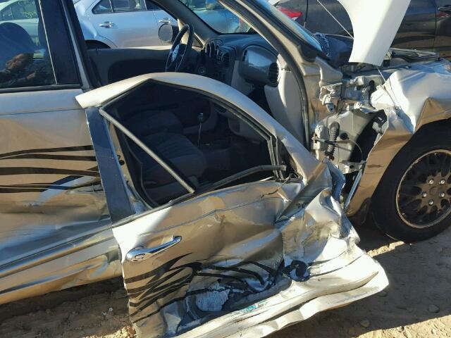 3C4FY58B75T641629 - 2005 CHRYSLER PT CRUISER GOLD photo 9