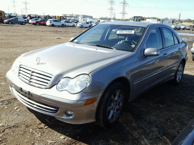 WDBRF92H57F891647 - 2007 MERCEDES-BENZ C 280 4MAT SILVER photo 2