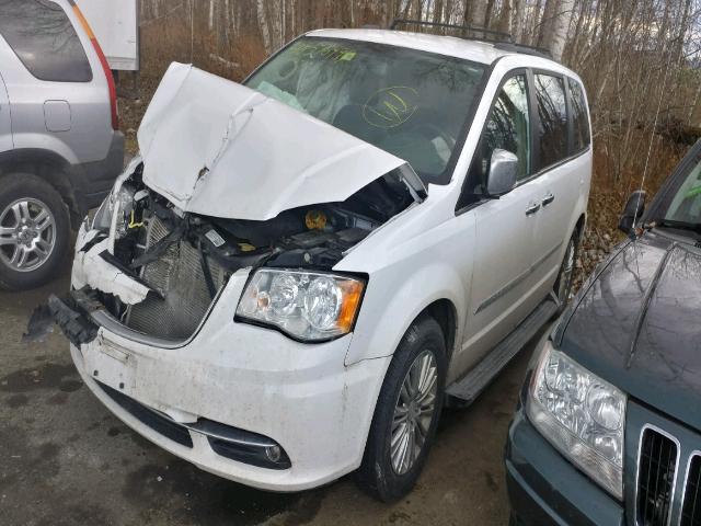 2C4RC1CG1FR590978 - 2015 CHRYSLER TOWN & COU WHITE photo 2