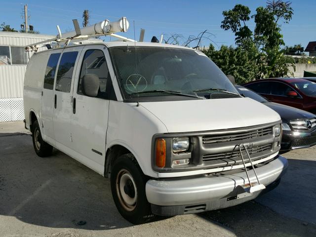 1GCFG25W9W1040188 - 1998 CHEVROLET EXPRESS G2 WHITE photo 1