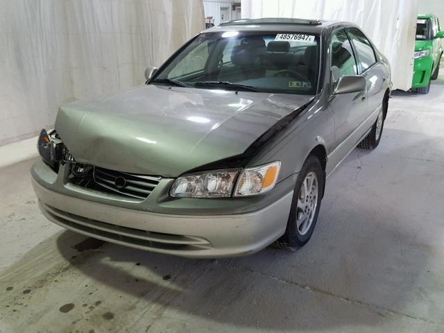 JT2BF22K910297863 - 2001 TOYOTA CAMRY CE TAN photo 2