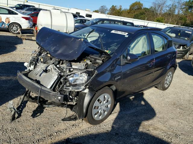 JTDKDTB32D1551391 - 2013 TOYOTA PRIUS C GRAY photo 2