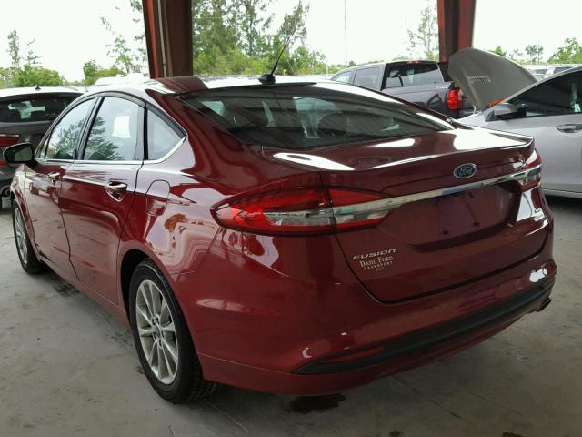 3FA6P0HD7HR240807 - 2017 FORD FUSION SE BURGUNDY photo 3