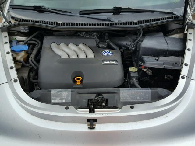 3VWCA21C0YM415453 - 2000 VOLKSWAGEN NEW BEETLE Gümüş foto 7