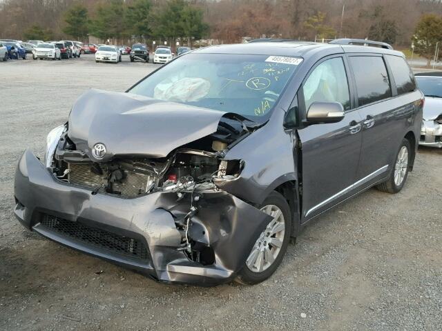 5TDDK3DC1FS126181 - 2015 TOYOTA SIENNA XLE GRAY photo 2