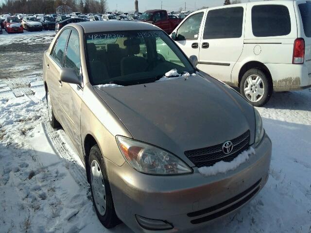 JTDBE32K220048158 - 2002 TOYOTA CAMRY LE BEIGE photo 1