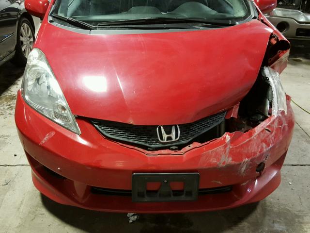 JHMGE884X9S019743 - 2009 HONDA FIT SPORT RED photo 9