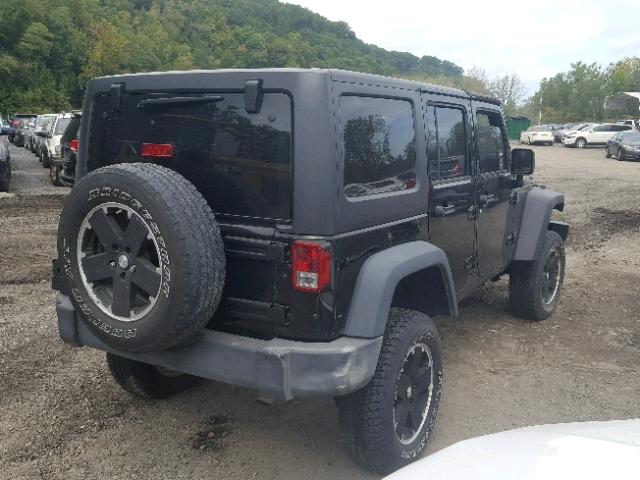 1C4BJWDG6GL233762 - 2016 JEEP WRANGLER U BLACK photo 4