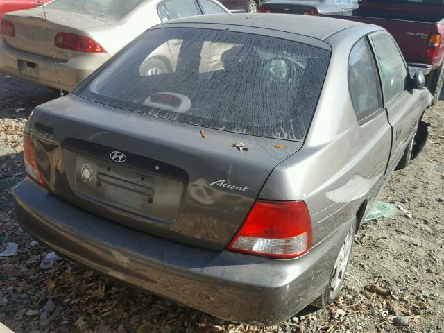 KMHCF35G62U189747 - 2002 HYUNDAI ACCENT L SILVER photo 4