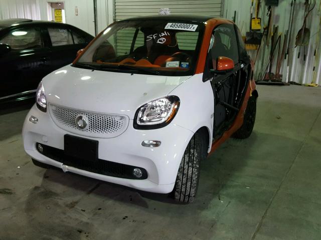 WMEFJ5DA3GK062726 - 2016 SMART FORTWO WHITE photo 2