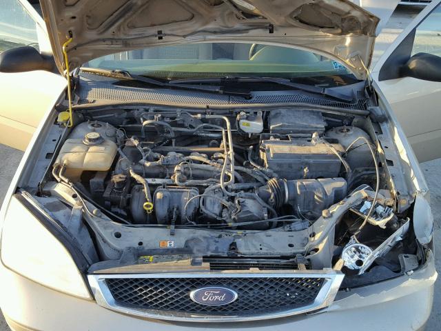 1FAHP34N97W162664 - 2007 FORD FOCUS ZX4 GOLD photo 7