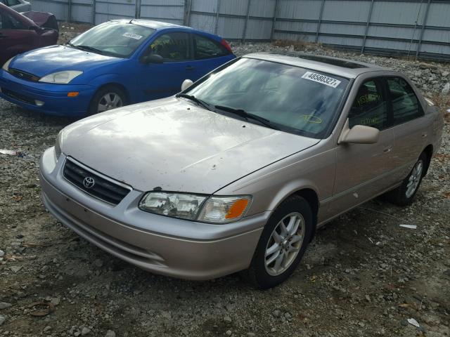 4T1BF28K6YU948329 - 2000 TOYOTA CAMRY LE BEIGE photo 2