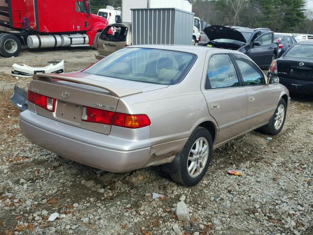 4T1BF28K6YU948329 - 2000 TOYOTA CAMRY LE ბეჟი ფოტო 4